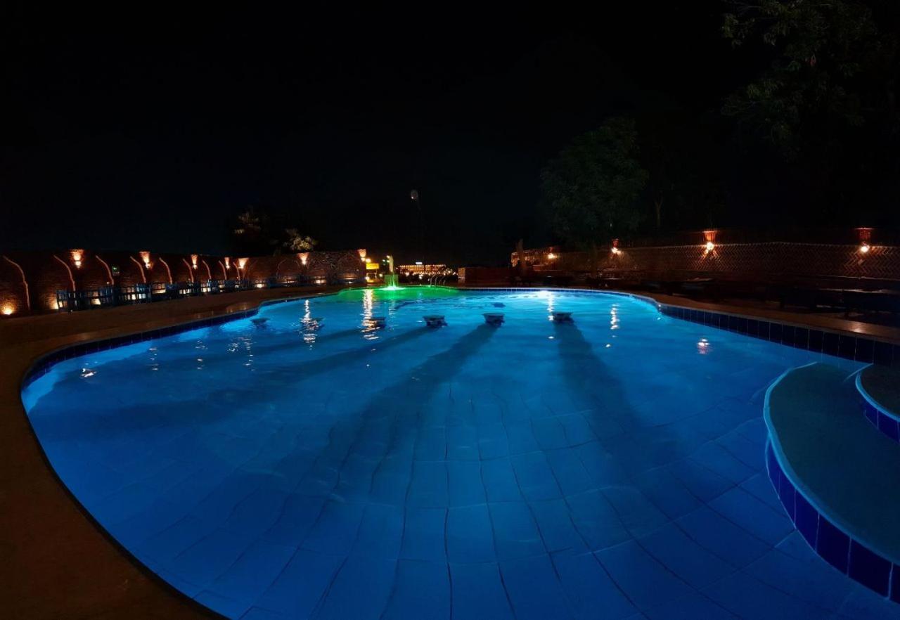 Al Baeirat Hotel Luxor Eksteriør billede